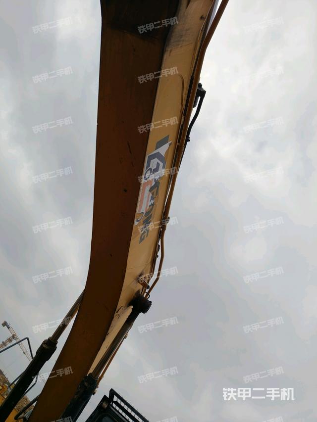 大臂整体 右侧（工作和回转装置）