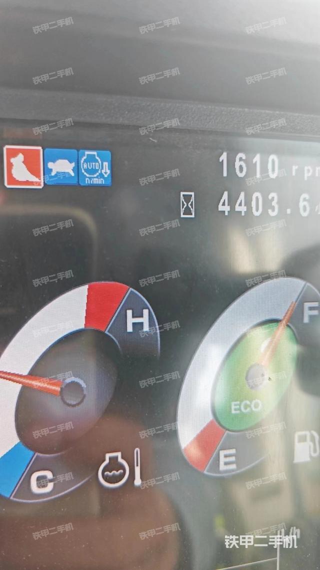 驾驶室整体（整机外观）