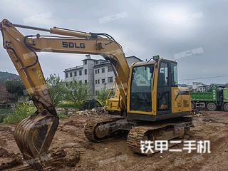 青岛山东临工E675F挖掘机实拍图片