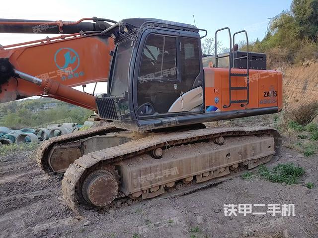 驾驶室整体（整机外观）