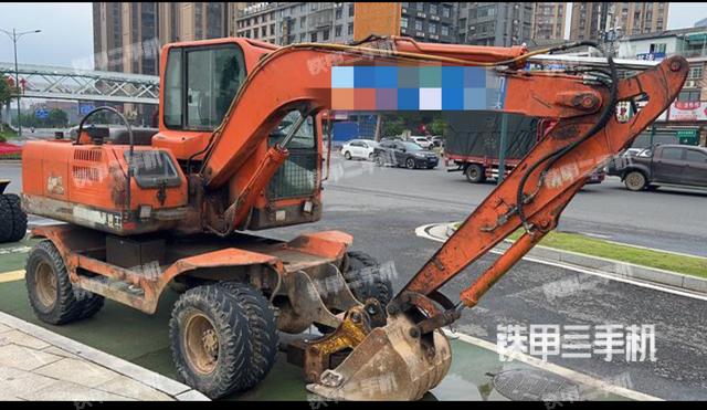 单侧履带整体（整机外观）