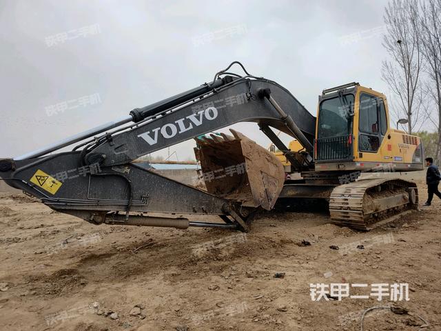 沃尔沃EC290BLC挖掘机