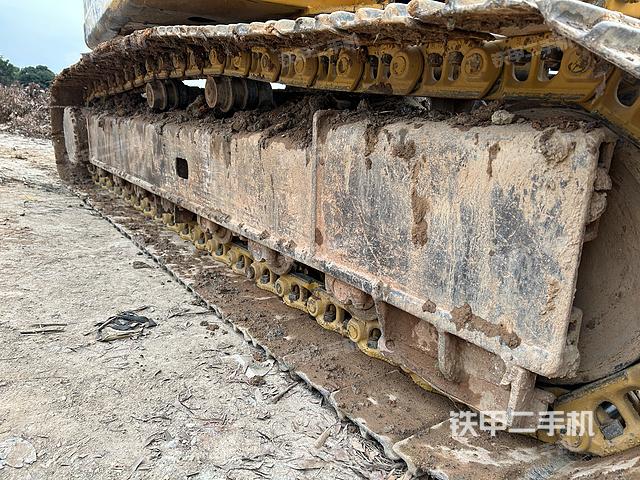 单侧履带整体（整机外观）