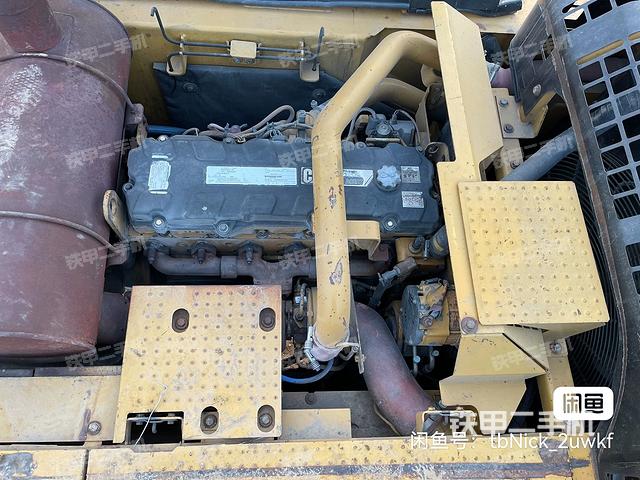 发动机整体俯视（整机外观）