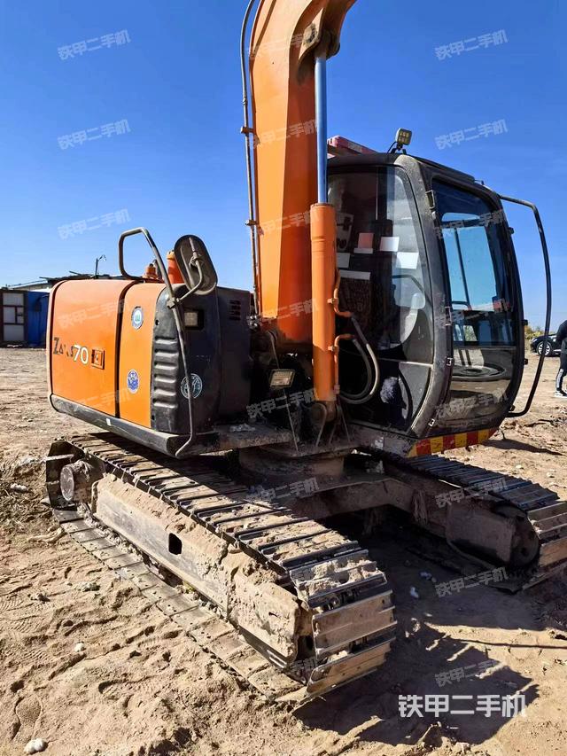 驾驶室整体（整机外观）