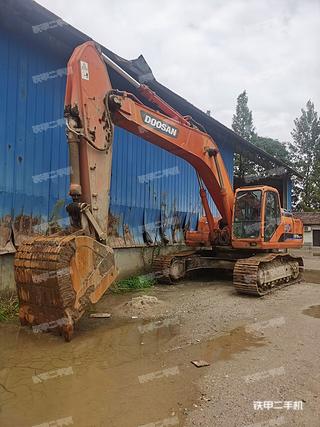 陕西-汉中市二手斗山DH300LC-7挖掘机实拍照片