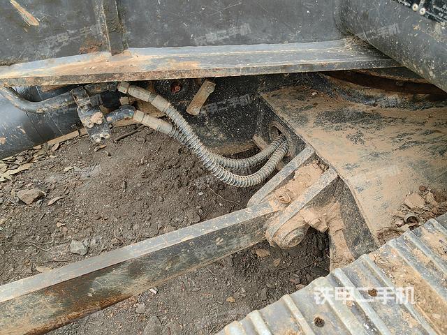 单侧履带整体（整机外观）