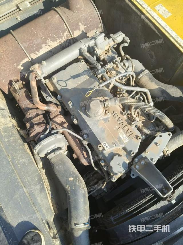 发动机整体俯视（整机外观）