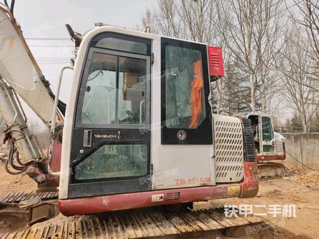 駕駛室左前45度（駕駛室部分）