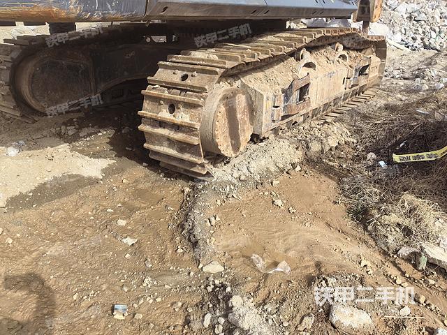 单侧履带整体（整机外观）