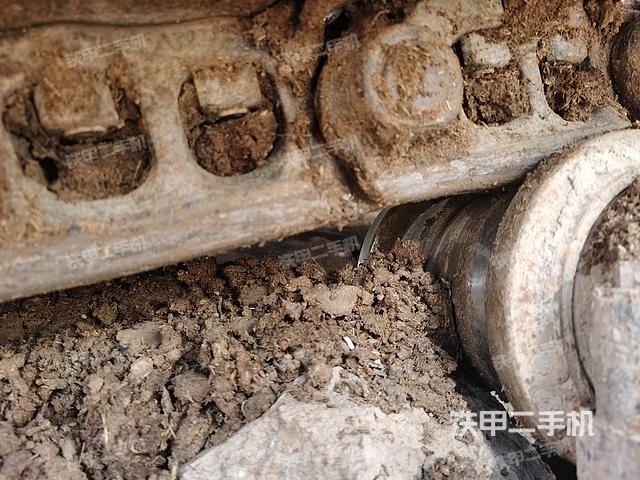 单侧履带整体（整机外观）