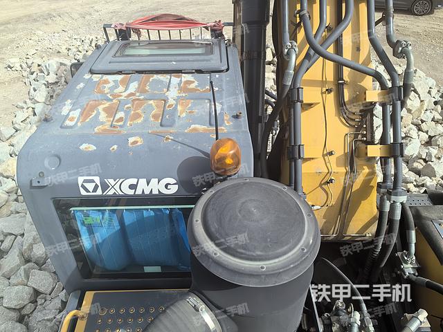 驾驶室顶部（整机外观）