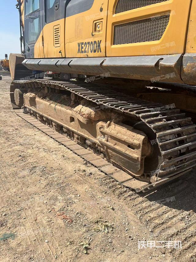 单侧履带整体（整机外观）