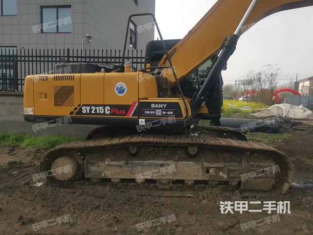 驾驶室整体（整机外观）