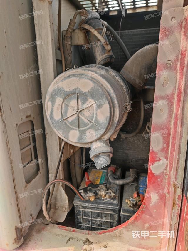 回轉(zhuǎn)馬達(dá)（上車部件）