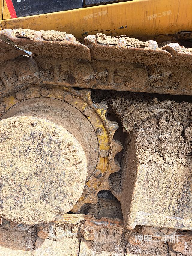 单侧履带整体（整机外观）