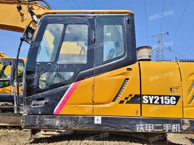 驾驶室整体（整机外观）