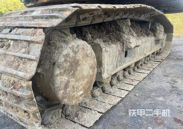 单侧履带整体（整机外观）