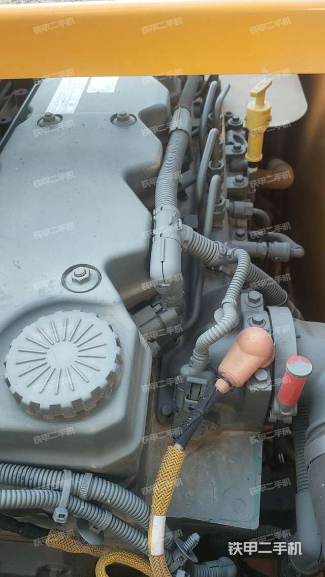 发动机整体俯视（整机外观）