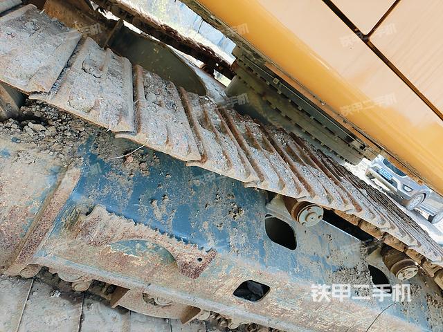 单侧履带整体（整机外观）