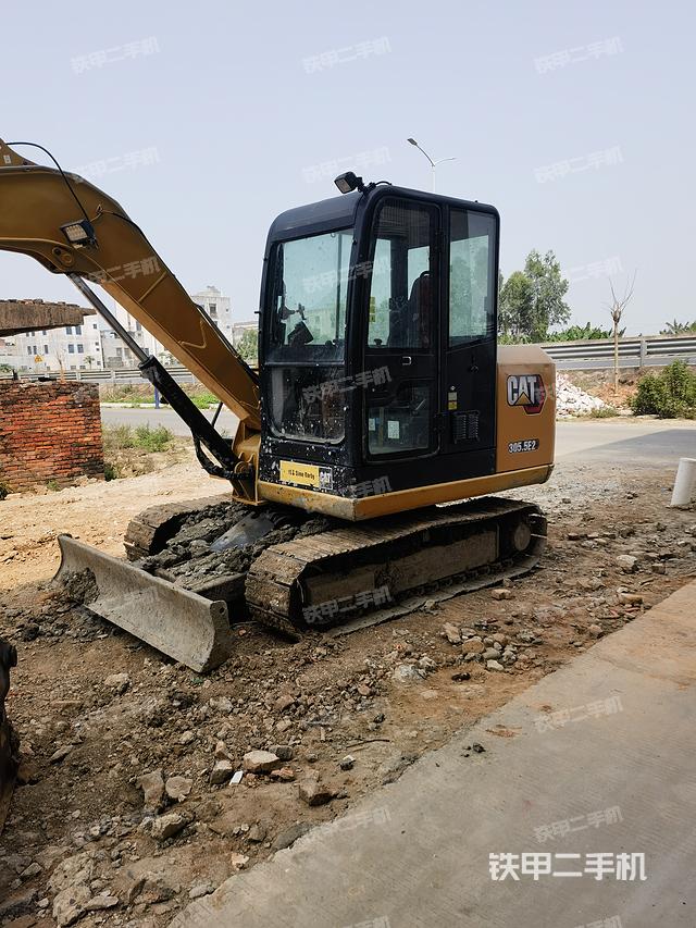 驾驶室整体（整机外观）