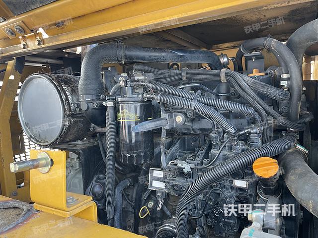 发动机整体俯视（整机外观）