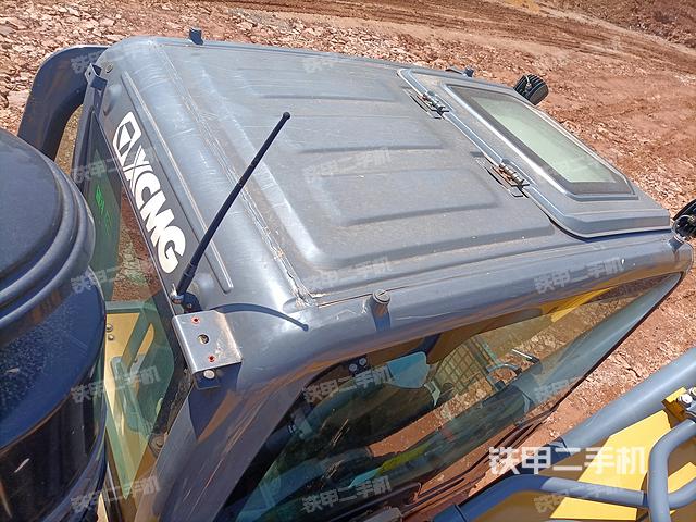 驾驶室顶部（整机外观）