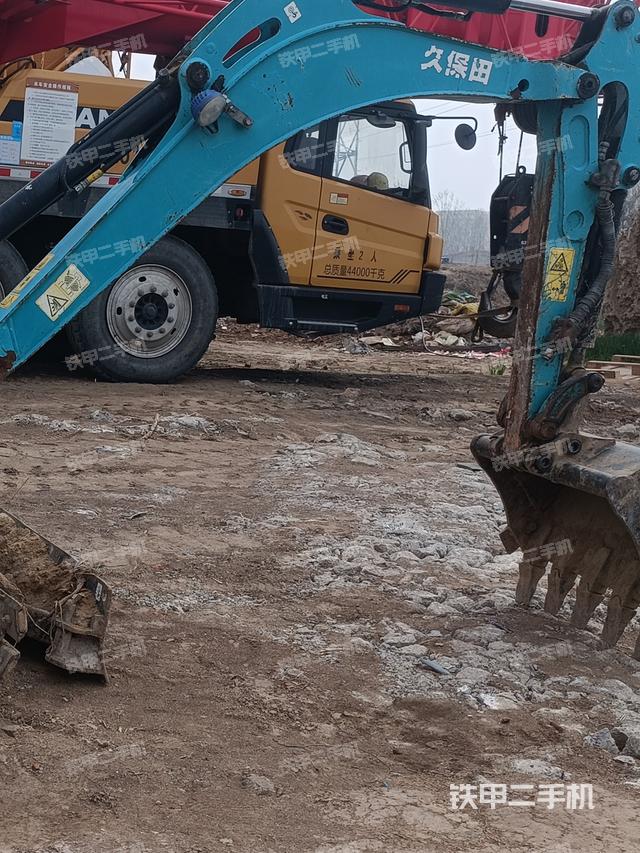 小臂整體右前（工作和回轉裝置）