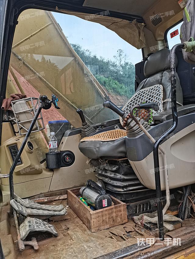 发动机整体俯视（整机外观）