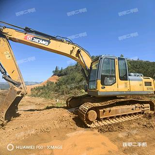 青岛徐工XE215D挖掘机实拍图片