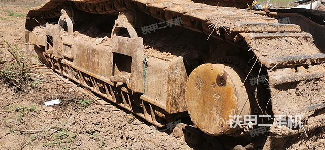 单侧履带整体（整机外观）