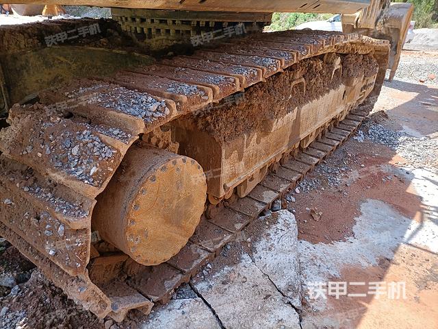 单侧履带整体（整机外观）