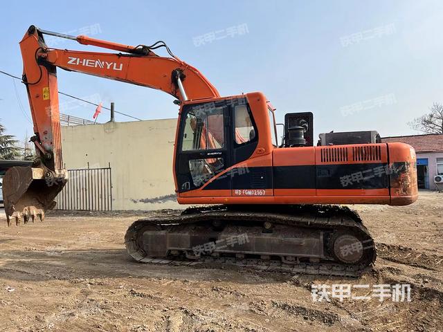 现代R225-7挖掘机