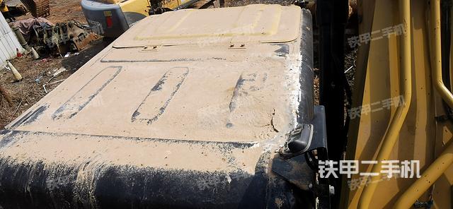 驾驶室顶部（整机外观）