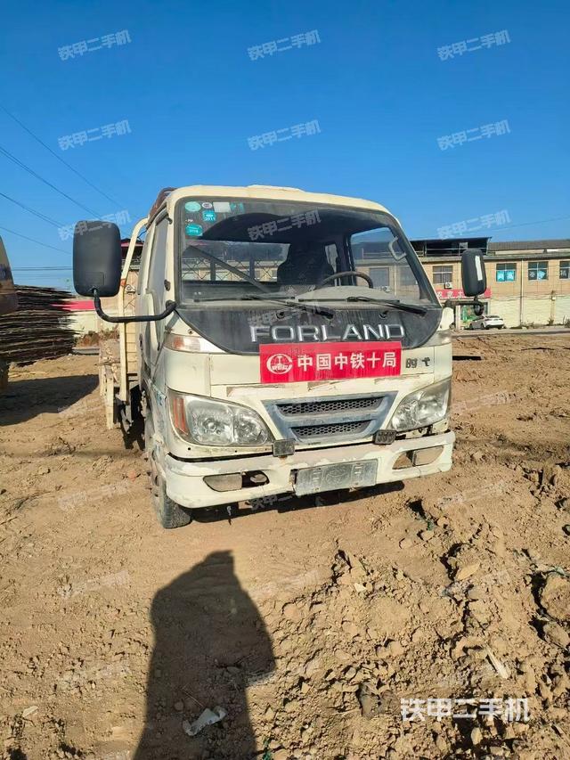 整机右侧（设备外观及核心部件）