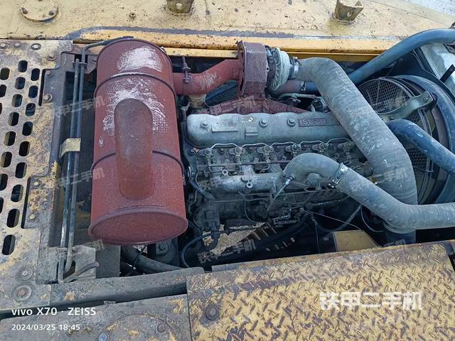 发动机整体俯视（整机外观）