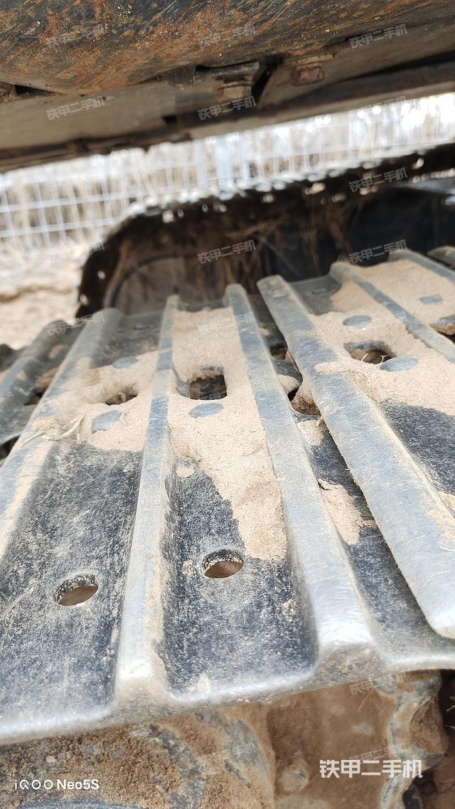 单侧履带整体（整机外观）