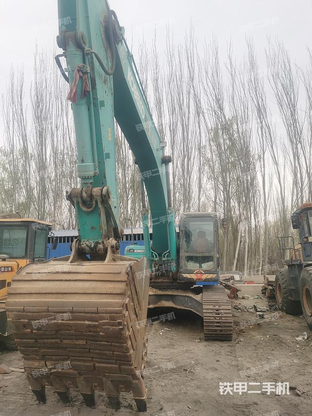 神钢SK350LC-8挖掘机