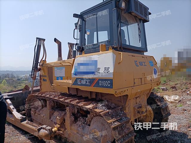 整机右侧（设备外观及核心部件）