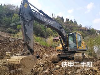九江沃尔沃EC210B挖掘机实拍图片