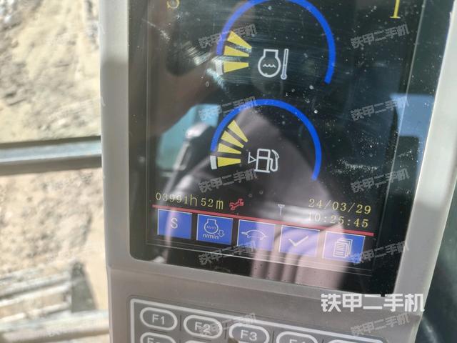 小時(shí)表(駕駛室部分) 小時(shí)表(駕駛室部分)