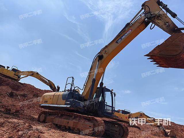 徐工XE370DK挖掘机