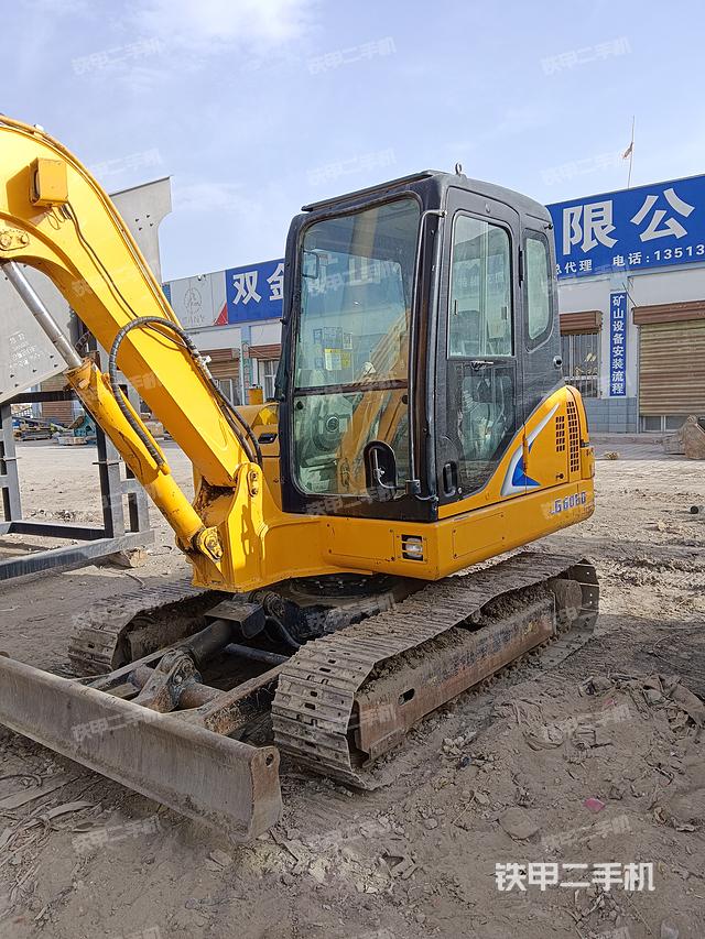 整机右后45°（整机外观）