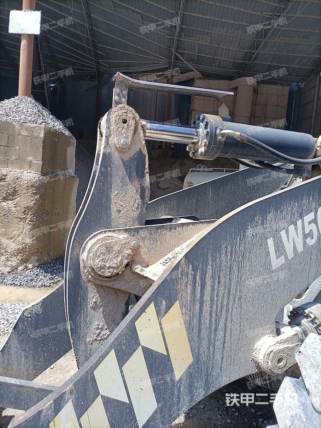 工作装置整体（整机外观及大件）