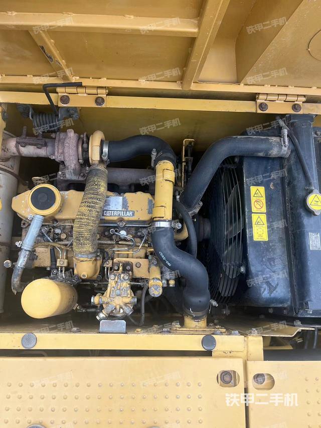 发动机整体俯视（整机外观）