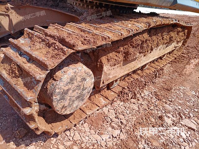 单侧履带整体（整机外观）