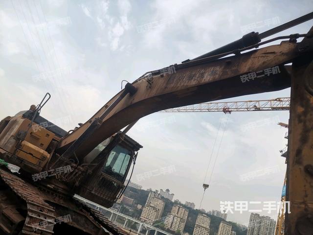 大臂整體?右側(cè)（工作和回轉(zhuǎn)裝置）