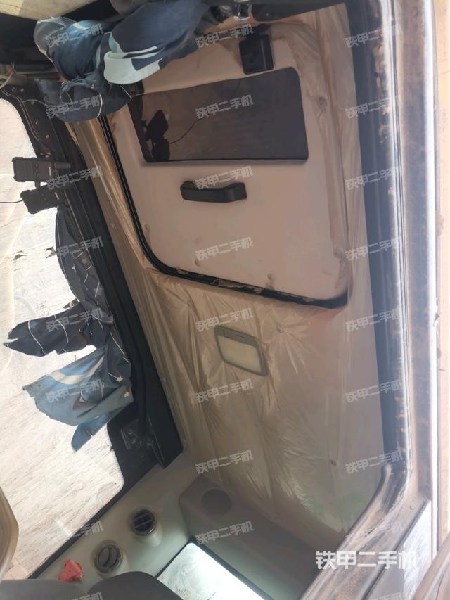 頂棚整體（駕駛室部分）