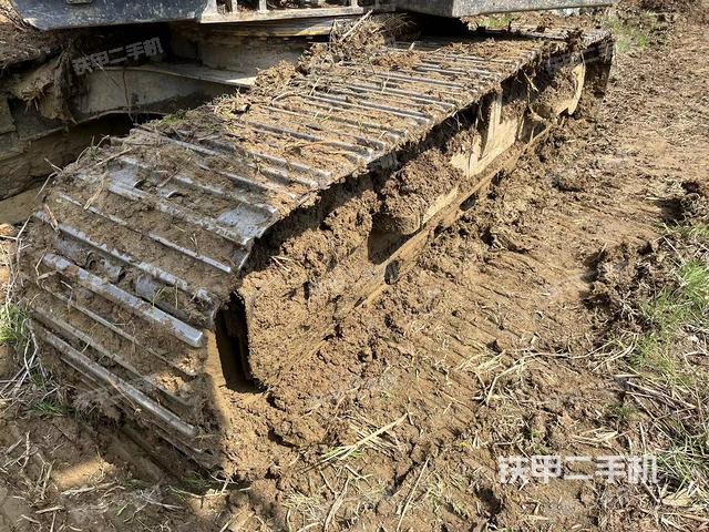 单侧履带整体（整机外观）