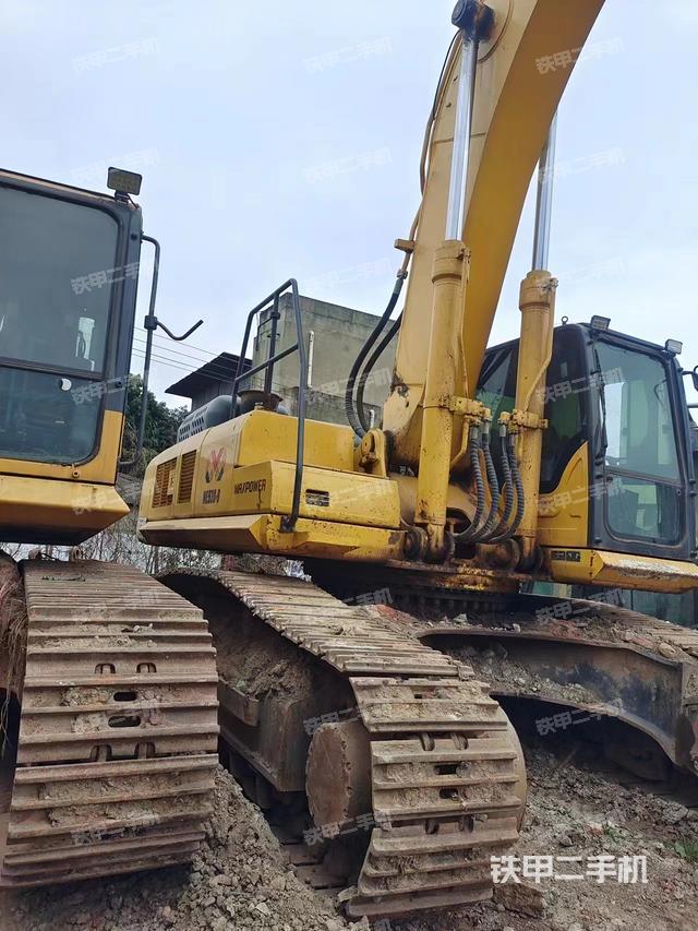 驾驶室整体（整机外观）